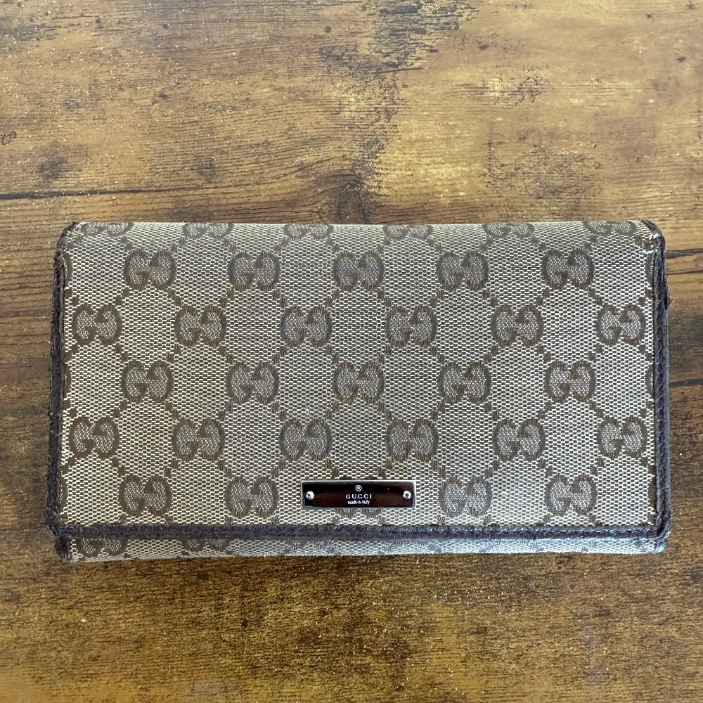 Gucci Khaki Signature Long Wallet
